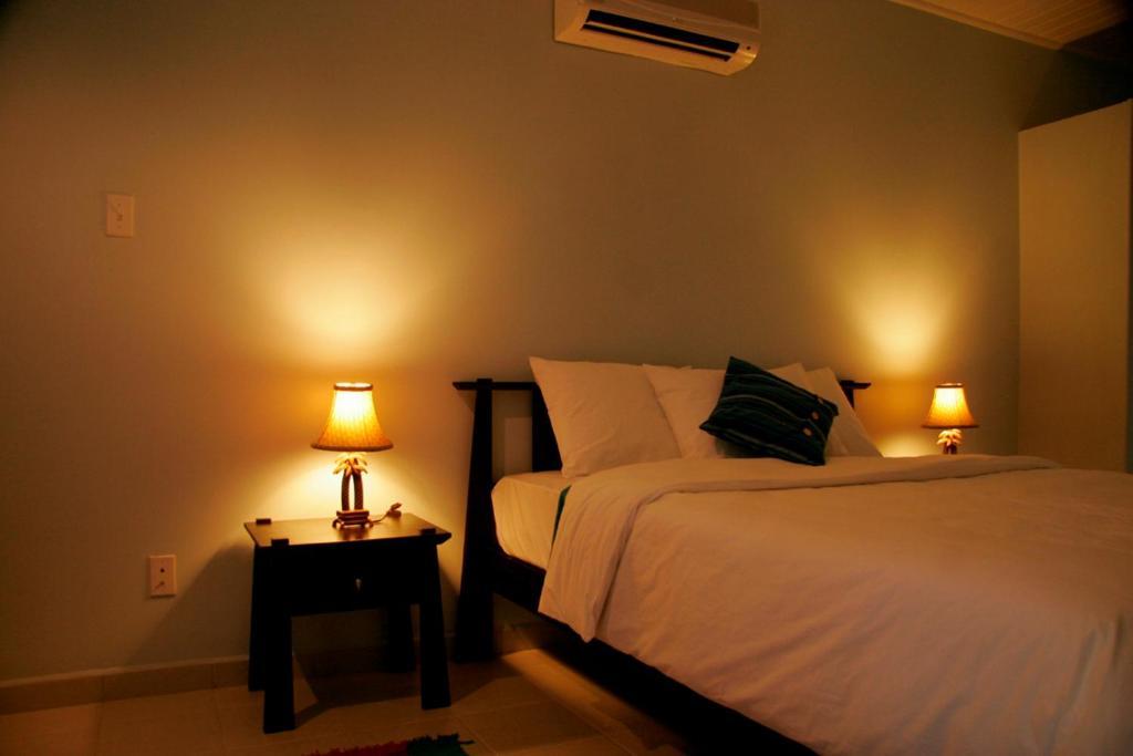 Wind Chimes Inn Antigua St. John's Kamer foto