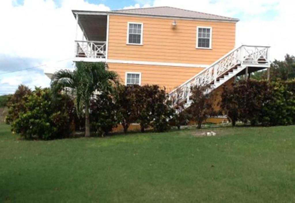 Wind Chimes Inn Antigua St. John's Buitenkant foto